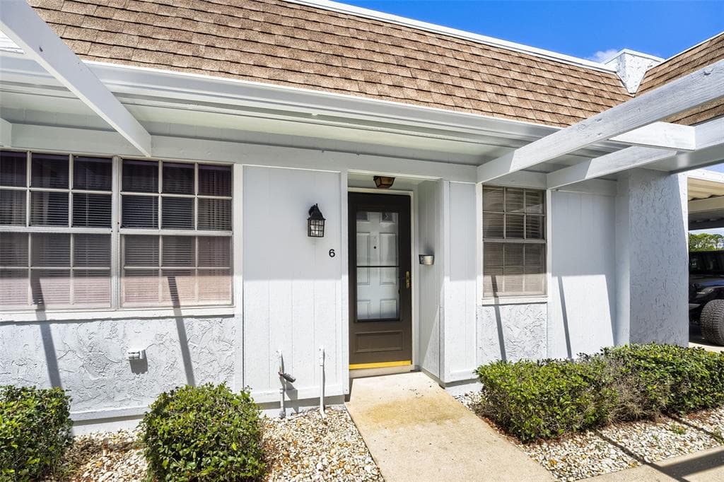 11210 CARRIAGE HILL DRIVE # 6, PORT RICHEY, FL 34668