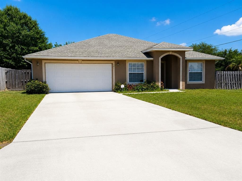 101 BONITO WAY, POINCIANA, FL 34759