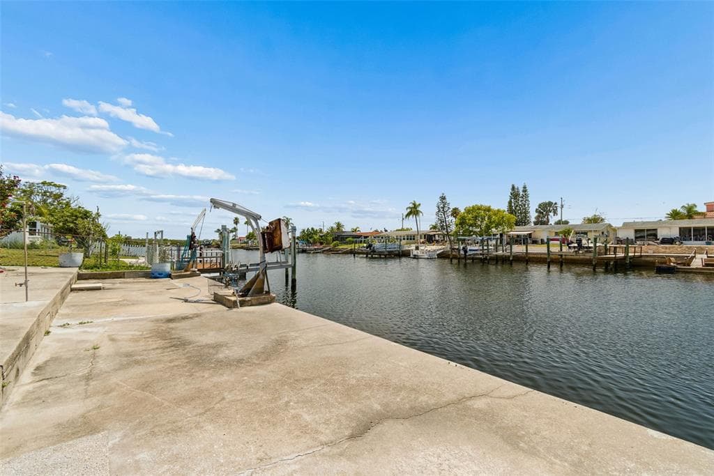 12617 4TH ISLE, HUDSON, FL 34667 — zdjęcie 3