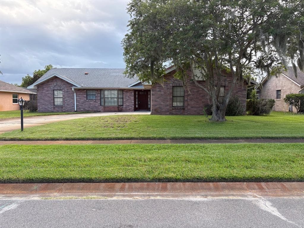 222 MEADOW LAKE DRIVE, EDGEWATER, FL 32141