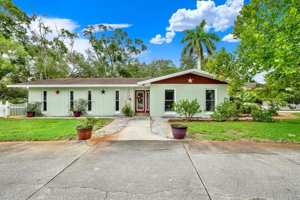 5790 150TH AVENUE N, CLEARWATER, FL 33760