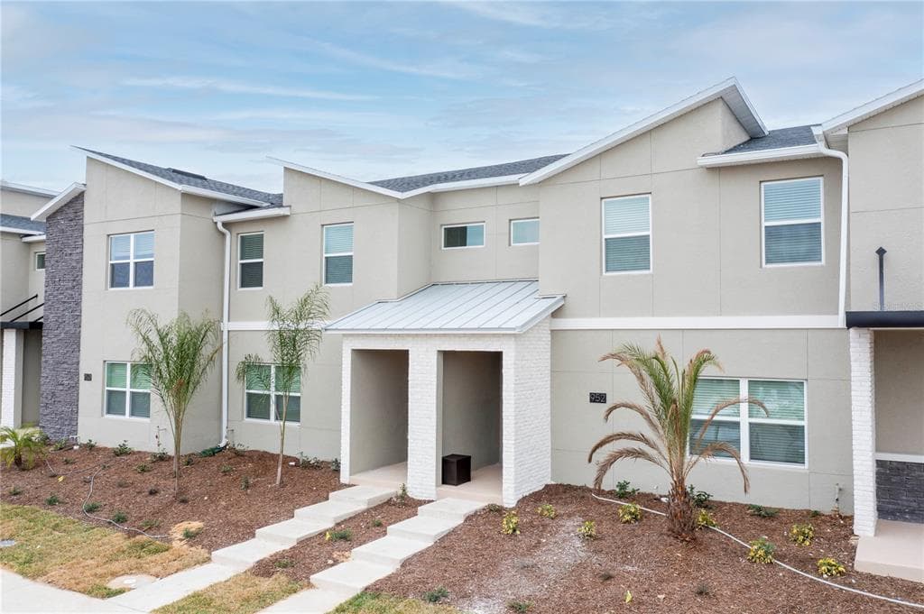952 LEADER STREET, DAVENPORT, FL 33896