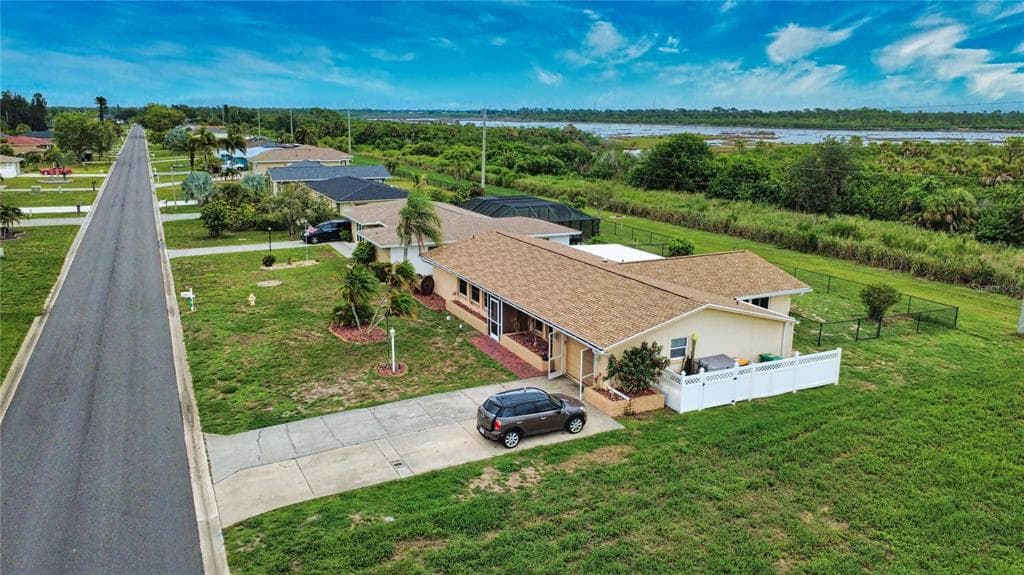 27 ANNAPOLIS LANE, ROTONDA WEST, FL 33947