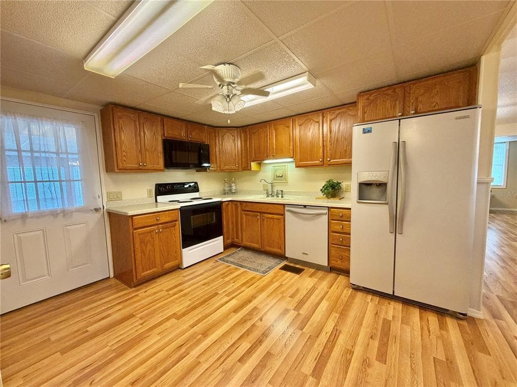 115 GARDENIA WAY, LEESBURG, FL 34748 — zdjęcie 3