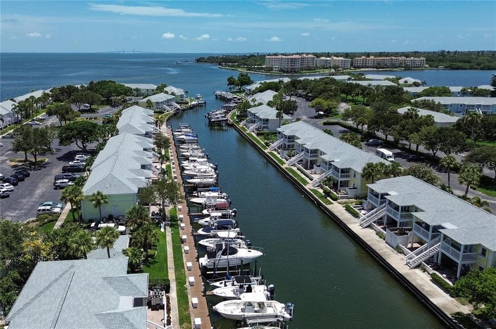 5111 COQUINA KEY DRIVE SE # C, ST PETERSBURG, FL 33705