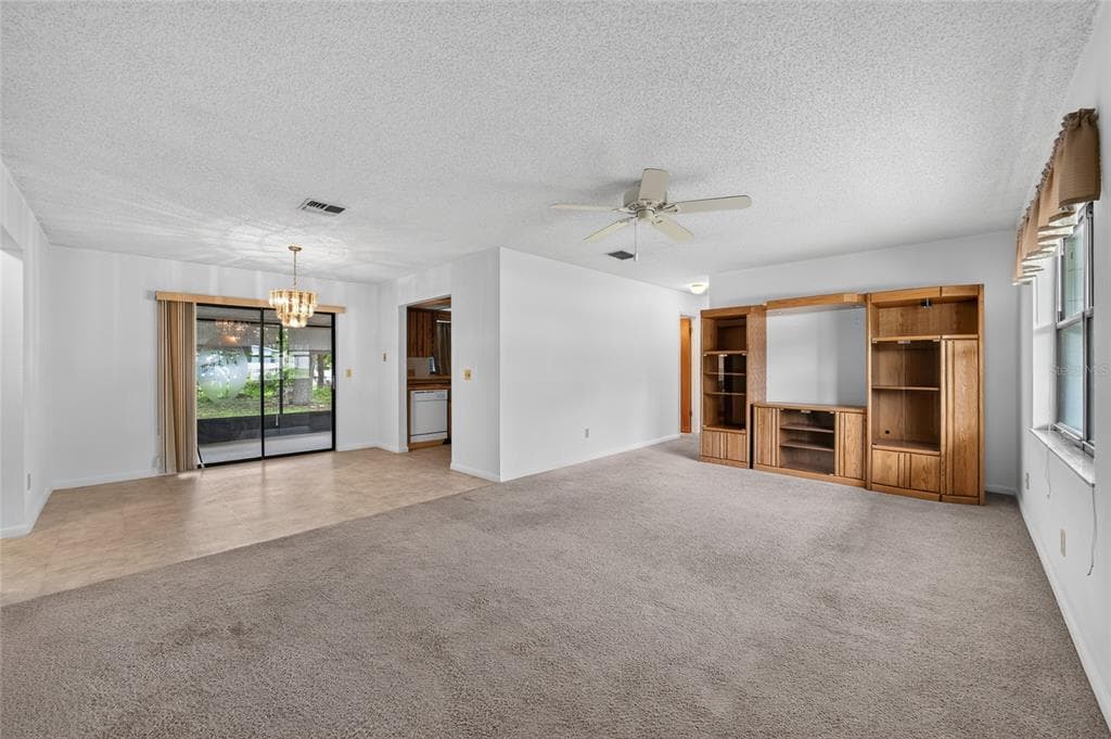 610 FOURTH AVENUE, LADY LAKE, FL 32159 — zdjęcie 2