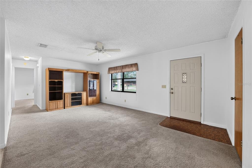 610 FOURTH AVENUE, LADY LAKE, FL 32159 — zdjęcie 3
