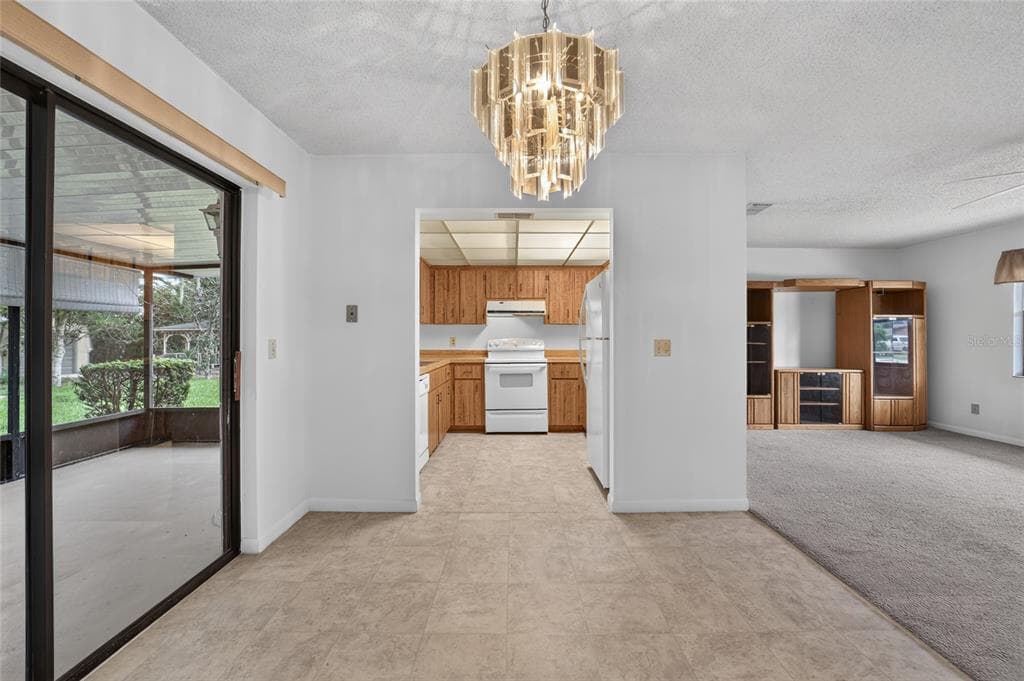 610 FOURTH AVENUE, LADY LAKE, FL 32159 — zdjęcie 5