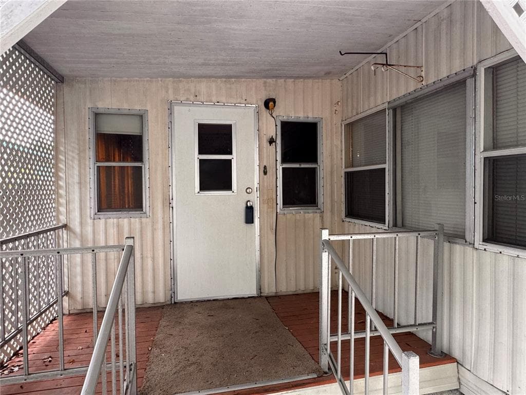 5042 76TH STREET N, ST PETERSBURG, FL 33709 — zdjęcie 4