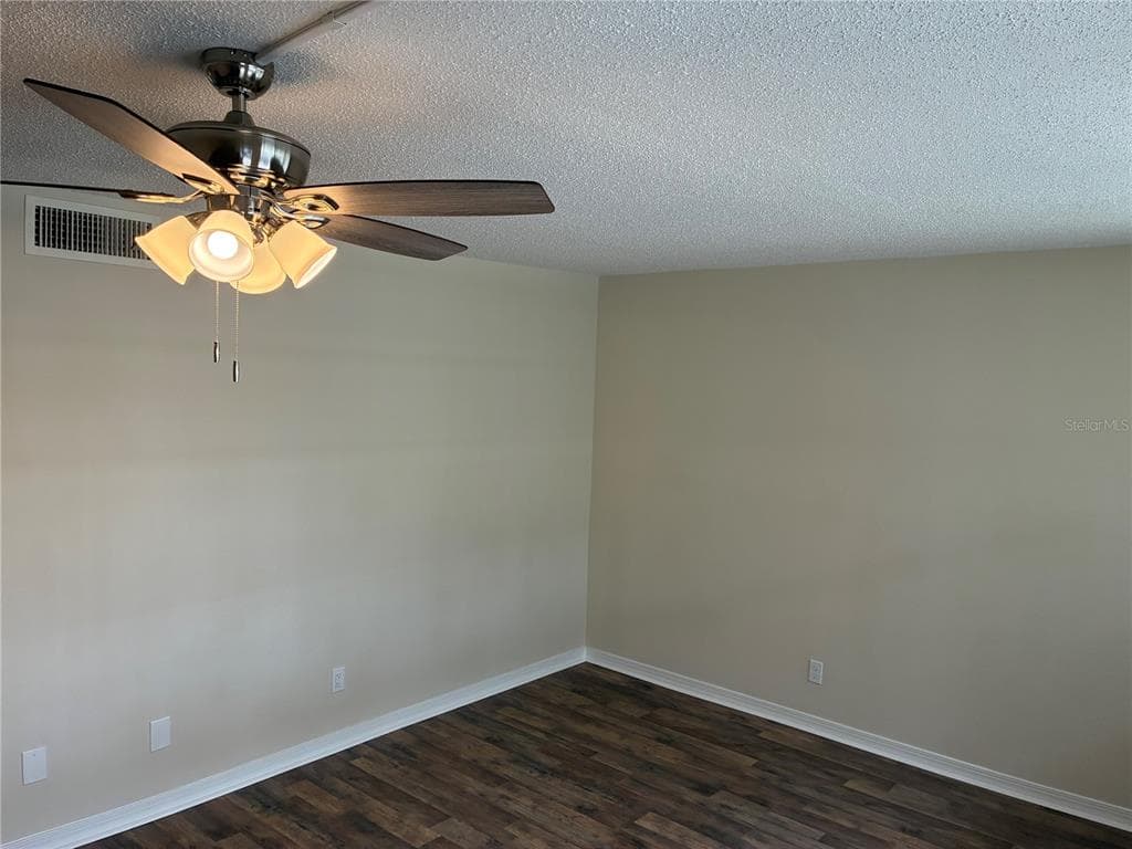 4705 1ST STREET NE # 135, ST PETERSBURG, FL 33703 — zdjęcie 2
