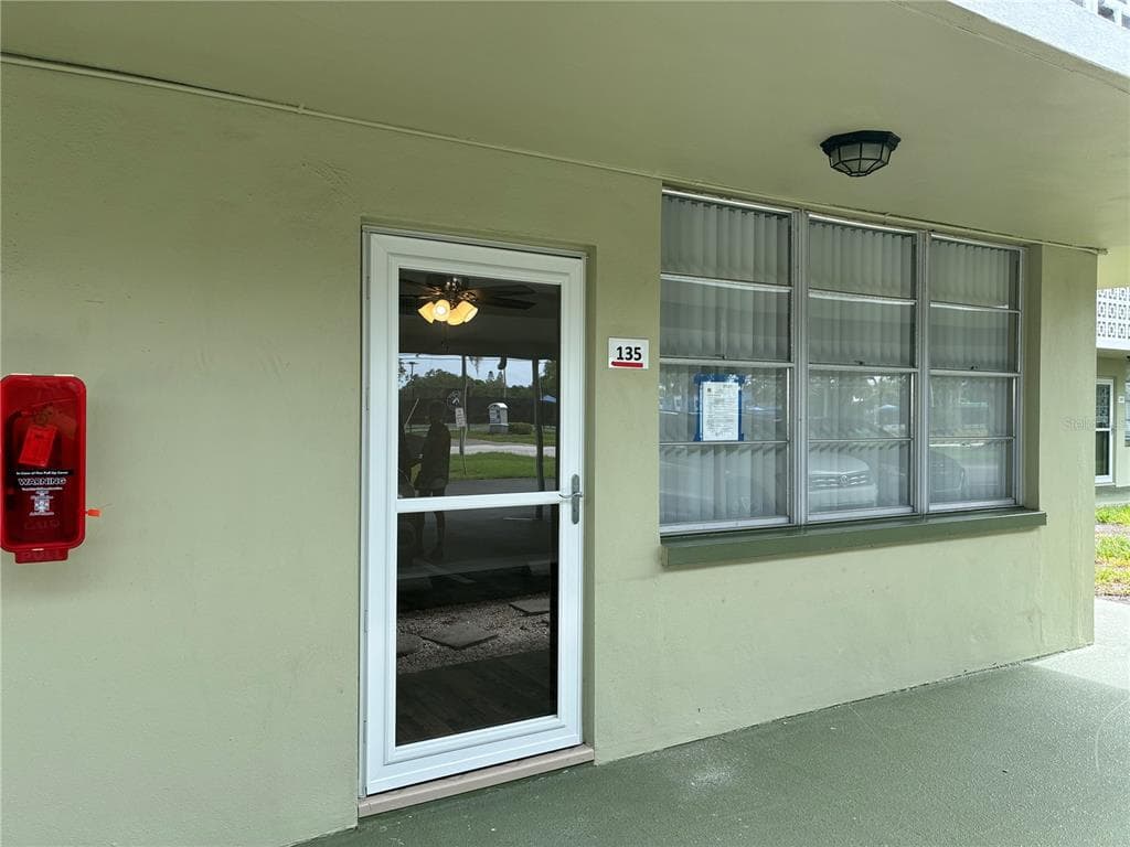 4705 1ST STREET NE # 135, ST PETERSBURG, FL 33703