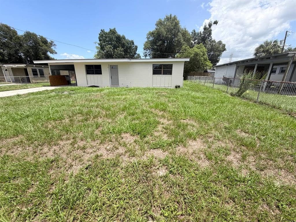 1310 WARRINGTON WAY, TAMPA, FL 33619 — zdjęcie 2