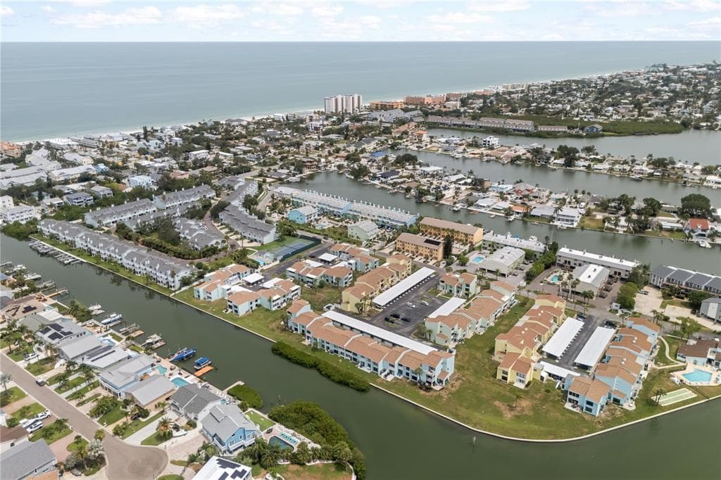 1 WINDRUSH BOULEVARD # 63, INDIAN ROCKS BEACH, FL 33785 — zdjęcie 5