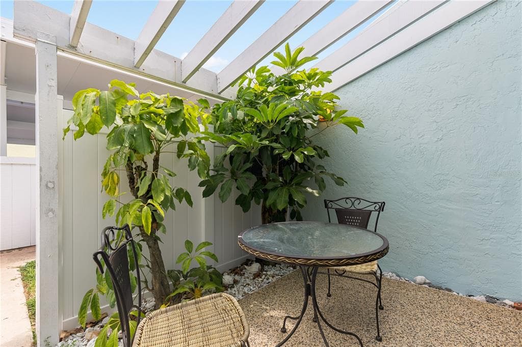 1 WINDRUSH BOULEVARD # 63, INDIAN ROCKS BEACH, FL 33785 — zdjęcie 4