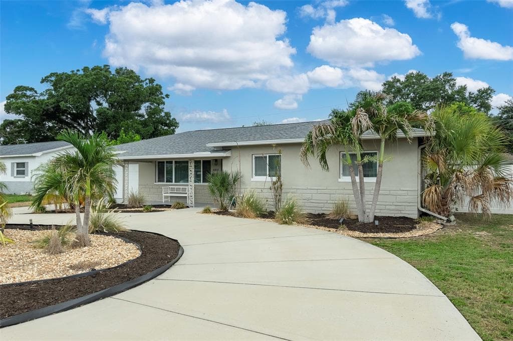 6355 23RD AVENUE N, ST PETERSBURG, FL 33710 — zdjęcie 2