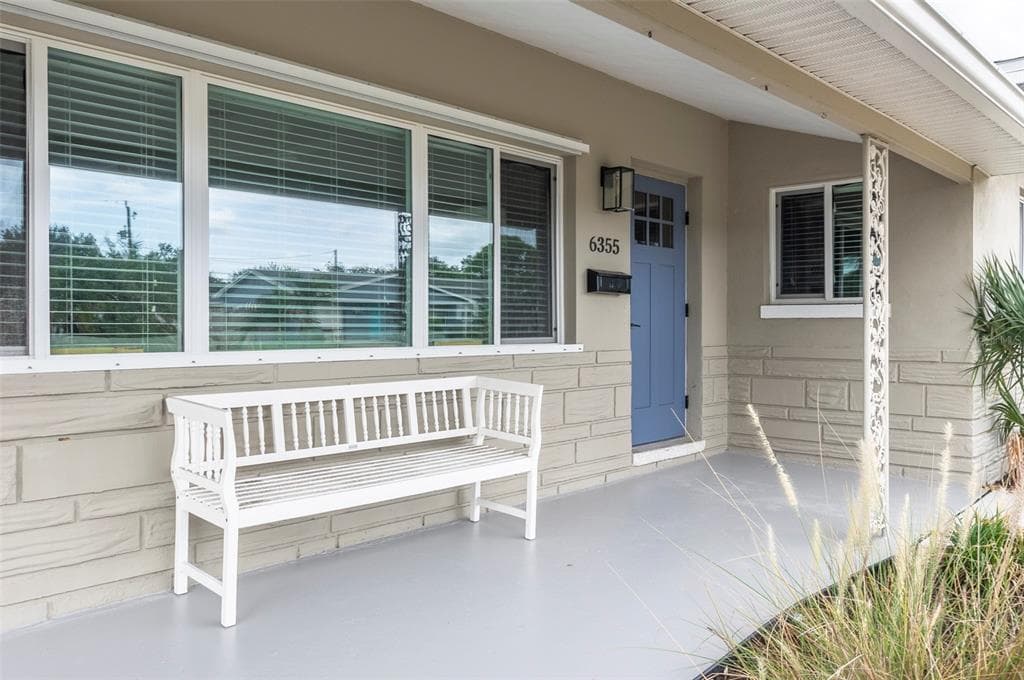 6355 23RD AVENUE N, ST PETERSBURG, FL 33710 — zdjęcie 4