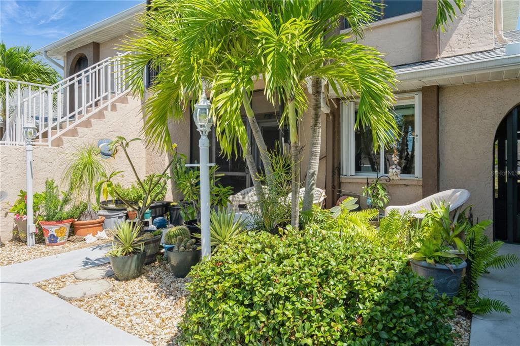 527 CAPE CORAL PARKWAY W # 4, CAPE CORAL, FL 33914 — zdjęcie 2