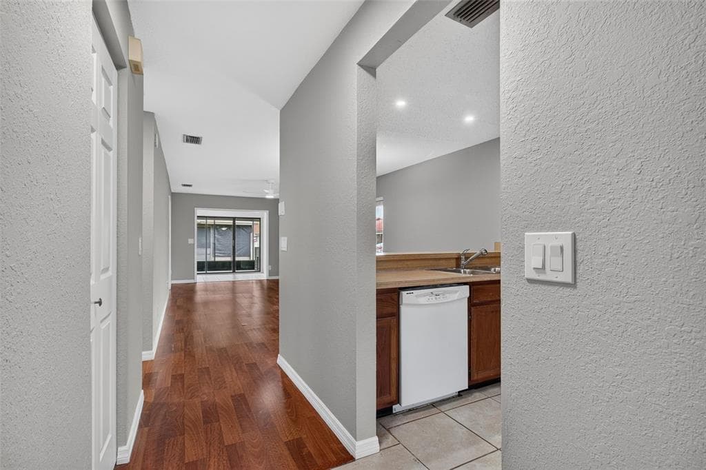 7360 ULMERTON ROAD # 10D, LARGO, FL 33771 — zdjęcie 5