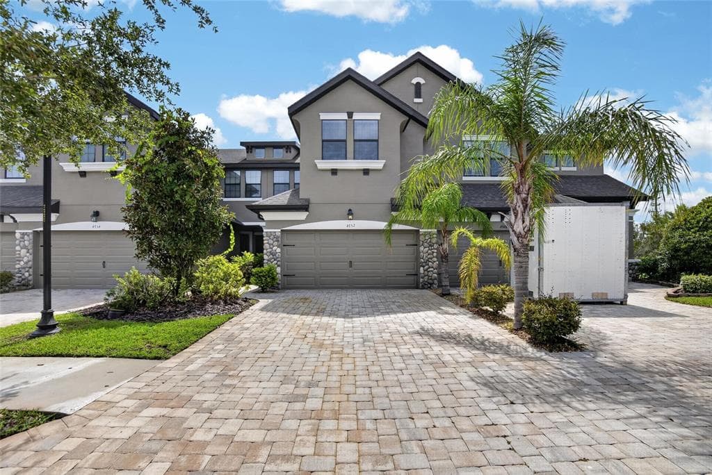4752 WANDERING WAY, WESLEY CHAPEL, FL 33544