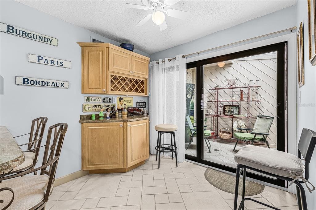 7917 PINEGROVE COURT # 1, SARASOTA, FL 34238 — zdjęcie 5