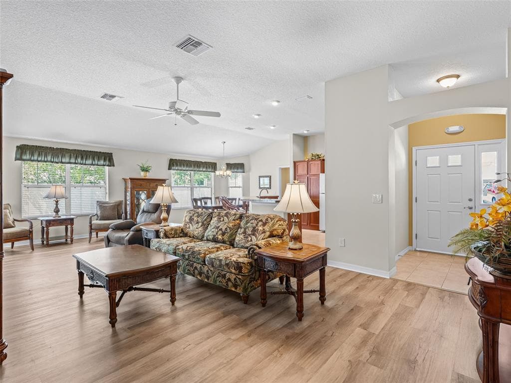 1134 SOUTHERN SUN DRIVE, THE VILLAGES, FL 32162 — zdjęcie 4