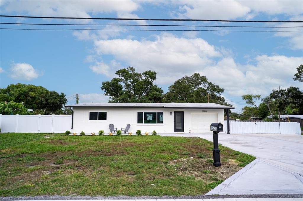 12425 RIDGE ROAD, LARGO, FL 33778