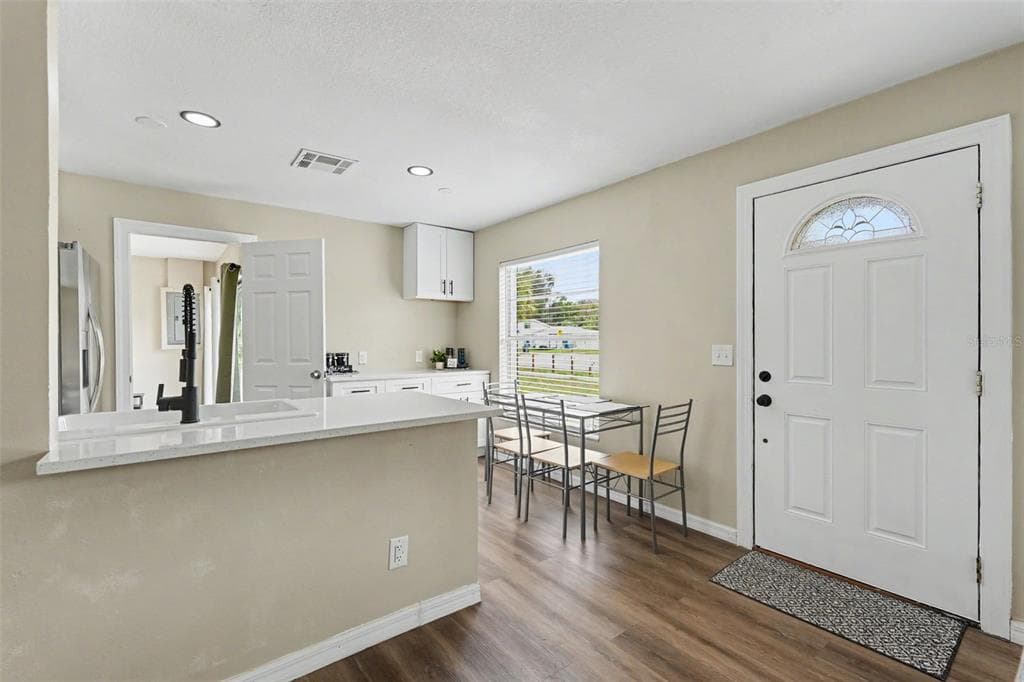 102 SHORE DRIVE E, OLDSMAR, FL 34677 — zdjęcie 5