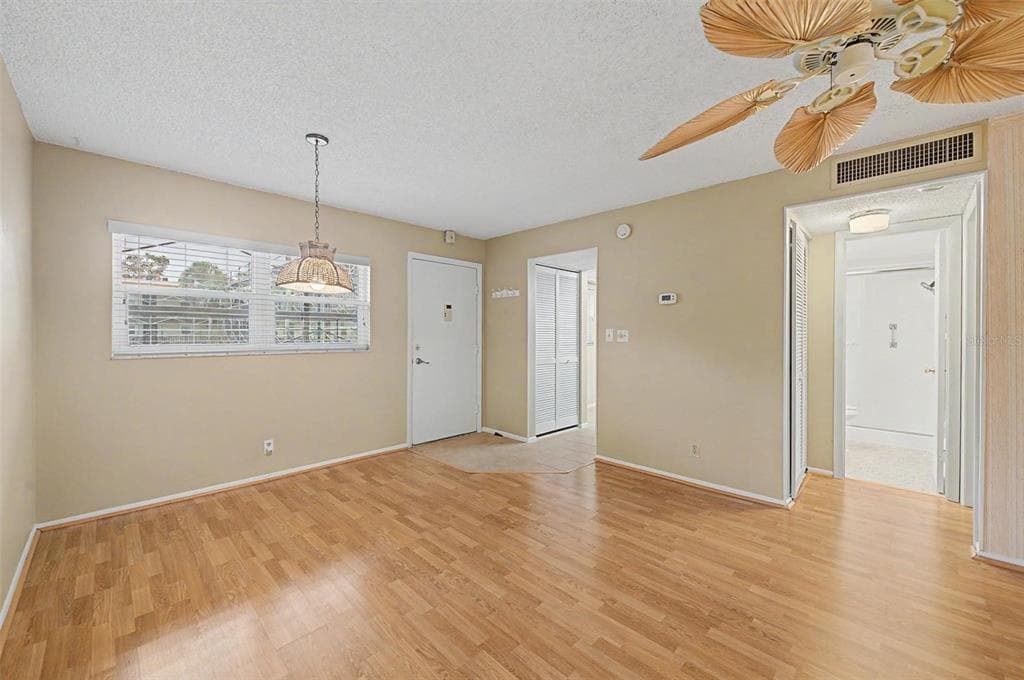 11485 OAKHURST ROAD # 204, LARGO, FL 33774 — zdjęcie 3