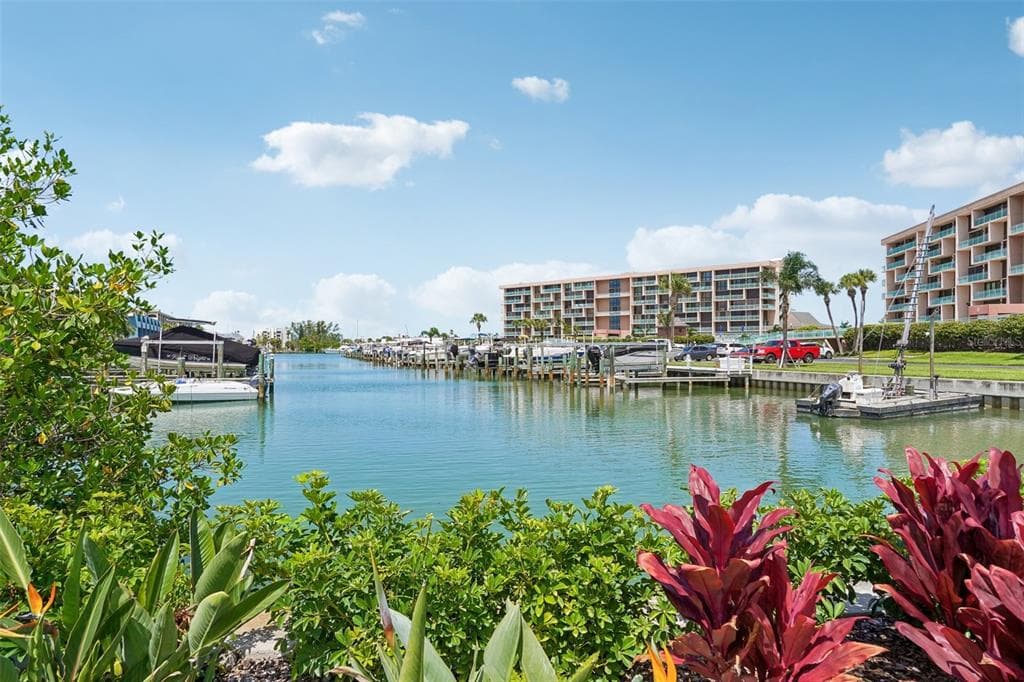 1 KEY CAPRI # 406W, ST PETERSBURG, FL 33706 — zdjęcie 2