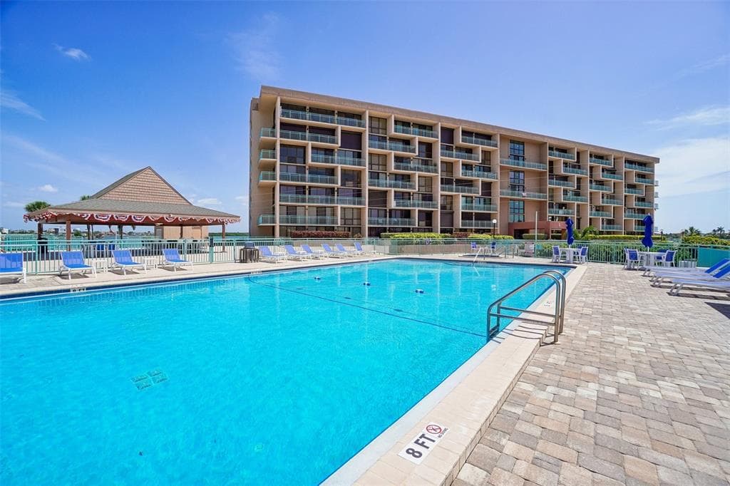 1 KEY CAPRI # 406W, ST PETERSBURG, FL 33706 — zdjęcie 3