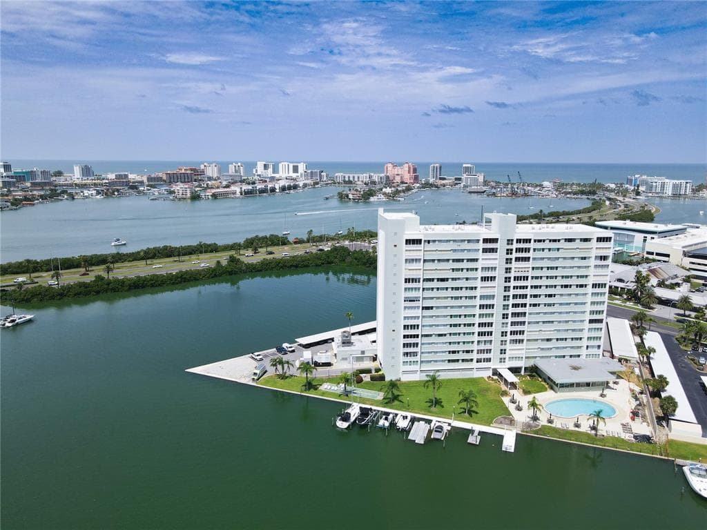 31 ISLAND WAY # 505, CLEARWATER BEACH, FL 33767