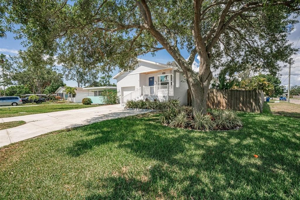 3792 ARKANSAS AVENUE NE, ST PETERSBURG, FL 33703