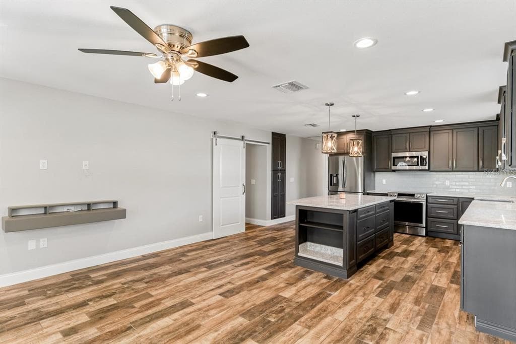 3792 ARKANSAS AVENUE NE, ST PETERSBURG, FL 33703 — zdjęcie 5