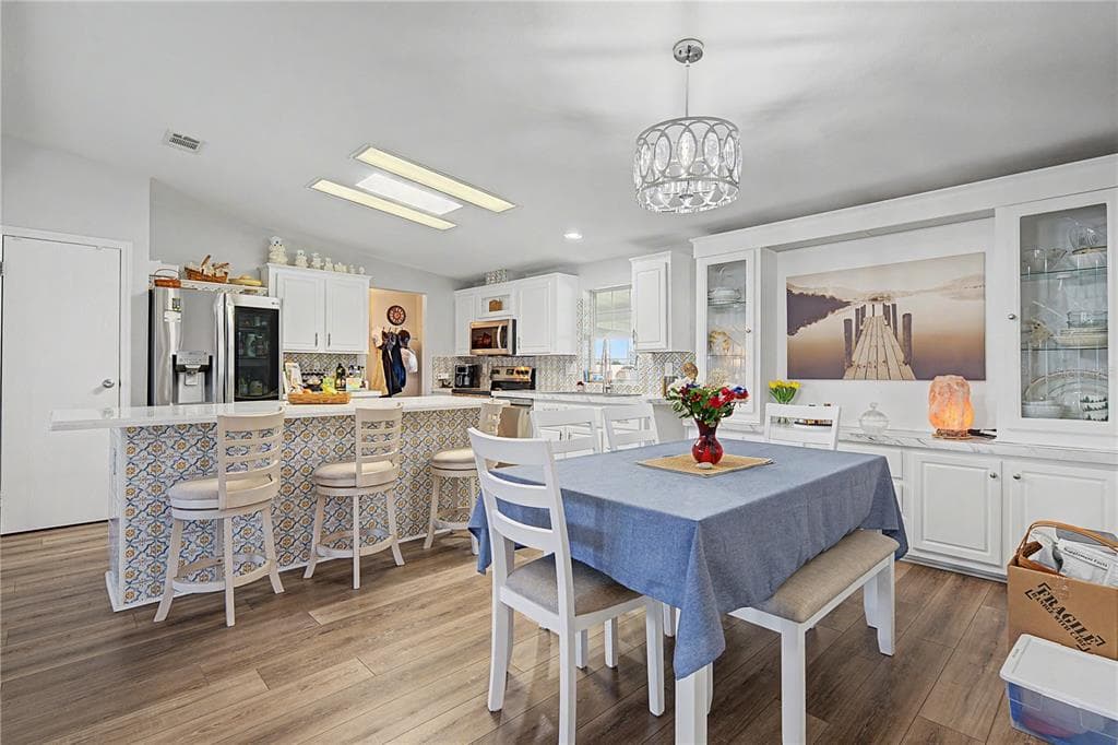 37602 LILLY BEA AVENUE, ZEPHYRHILLS, FL 33541 — zdjęcie 4