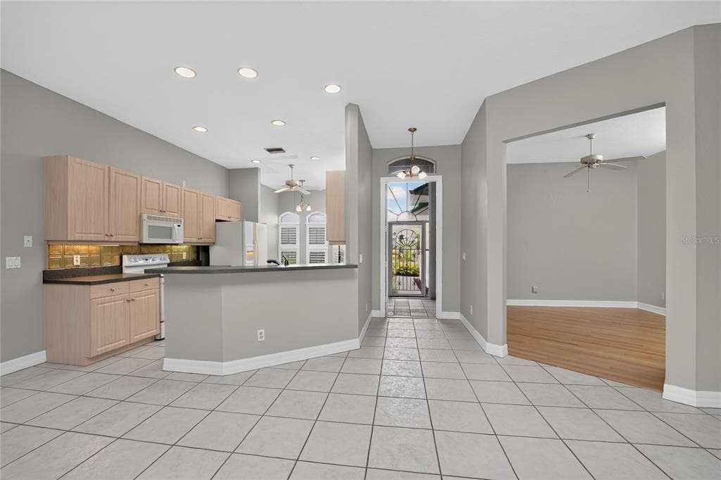 1611 ATARES DRIVE # Unit 111, PUNTA GORDA, FL 33950 — zdjęcie 4