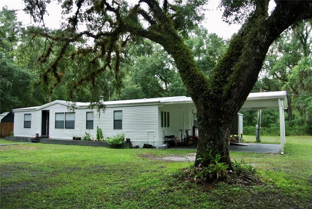 38122 CENTRAL AVENUE, ZEPHYRHILLS, FL 33540