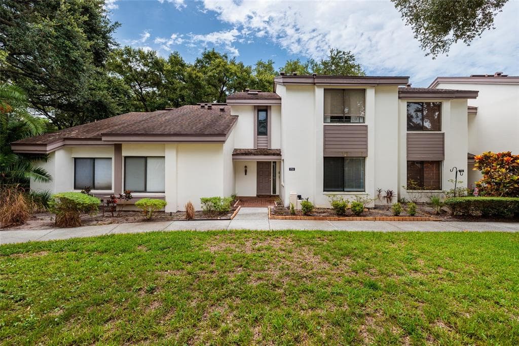 1750 LAKE CYPRESS DRIVE # 1002, SAFETY HARBOR, FL 34695