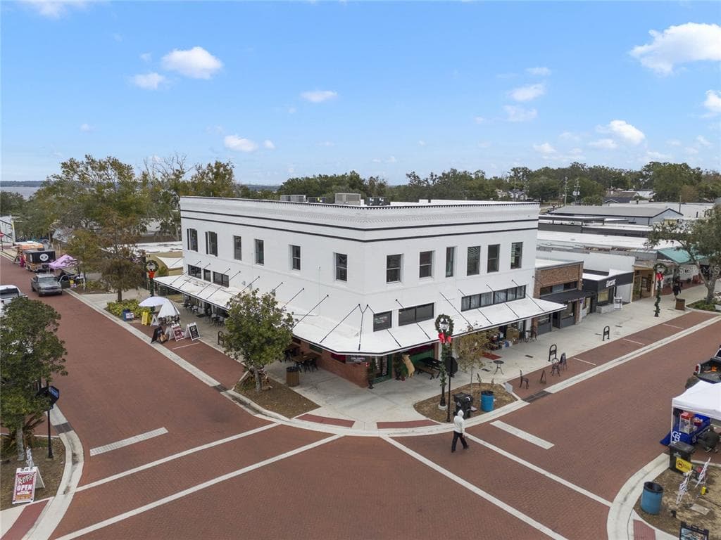 792 W MONTROSE STREET # 205, CLERMONT, FL 34711