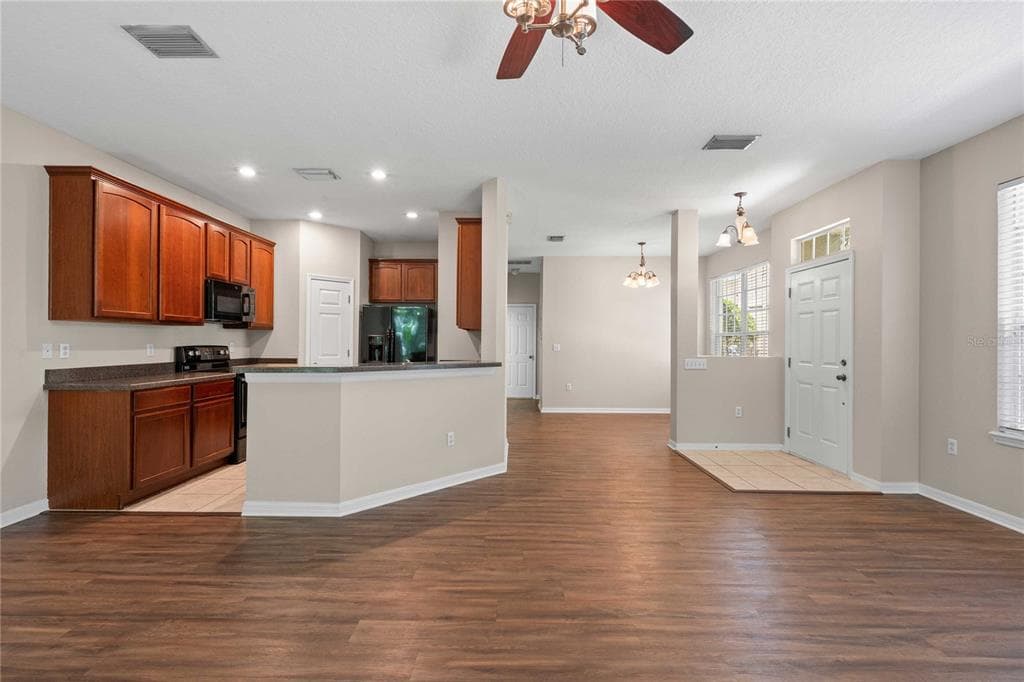 27627 PLEASURE RIDE LOOP, WESLEY CHAPEL, FL 33544 — zdjęcie 5