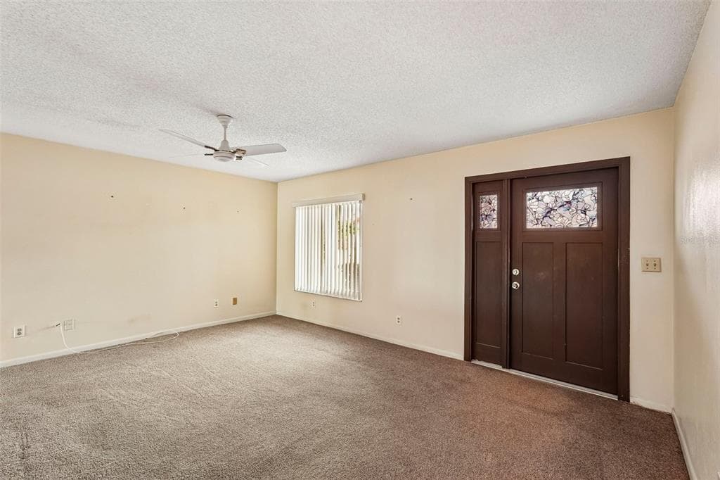 1329 NEW BEDFORD DRIVE, SUN CITY CENTER, FL 33573 — zdjęcie 4