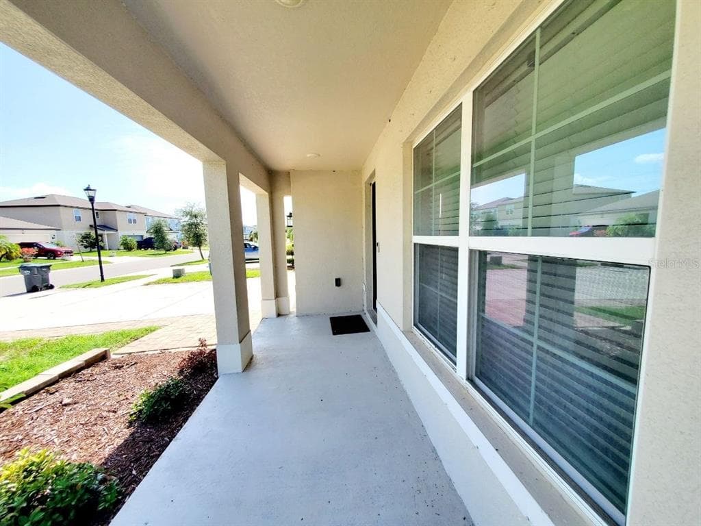 1014 GOLDEN SHINER AVENUE, RUSKIN, FL 33570 — zdjęcie 2