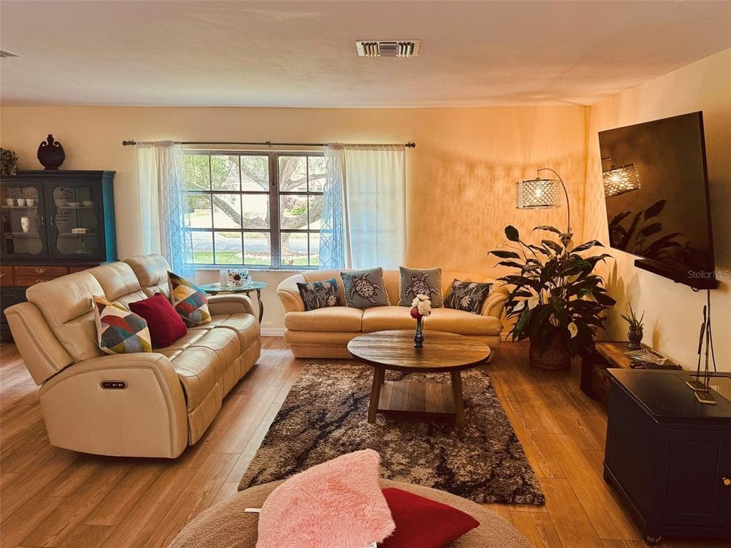 764 FOREST GLEN ROAD, CLEARWATER, FL 33765 — zdjęcie 4
