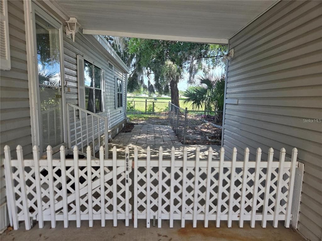 3224 MANATEE ROAD, TAVARES, FL 32778 — zdjęcie 4