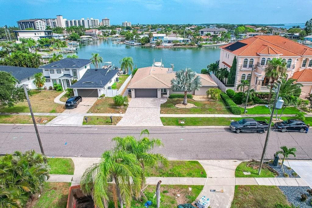 340 PALM ISLAND NE, CLEARWATER BEACH, FL 33767 — zdjęcie 2