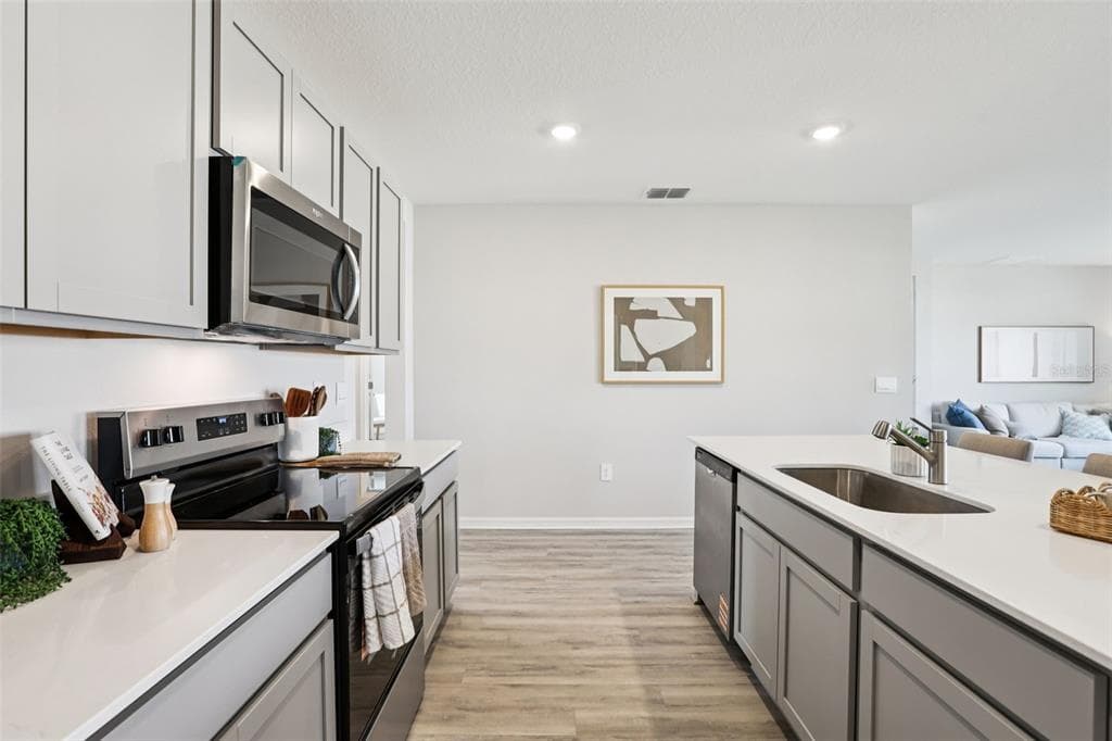 8470 FOX DEN COVE, LAKELAND, FL 33810 — zdjęcie 4