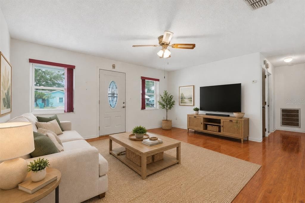 6130 17TH STREET, ZEPHYRHILLS, FL 33542 — zdjęcie 2
