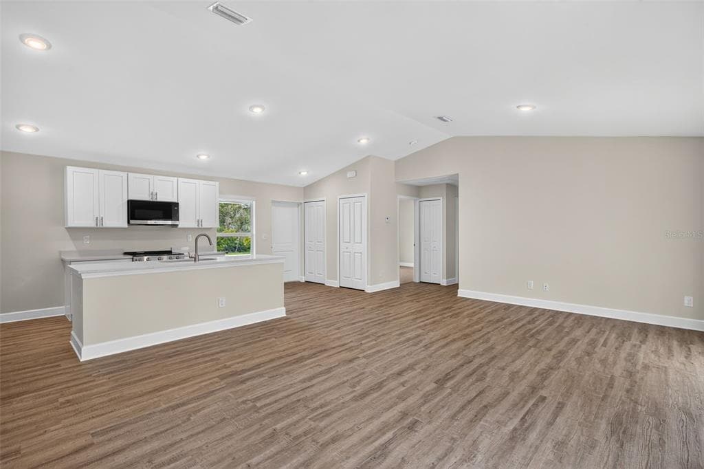 23477 BRANCH AVENUE, PORT CHARLOTTE, FL 33980 — zdjęcie 3