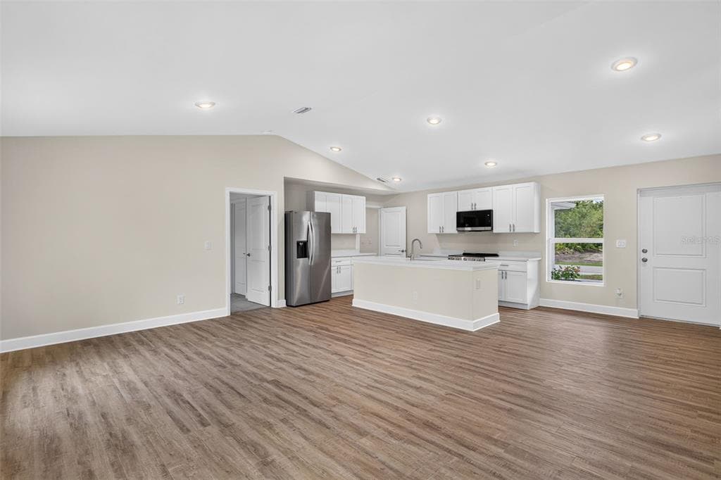 23477 BRANCH AVENUE, PORT CHARLOTTE, FL 33980 — zdjęcie 4