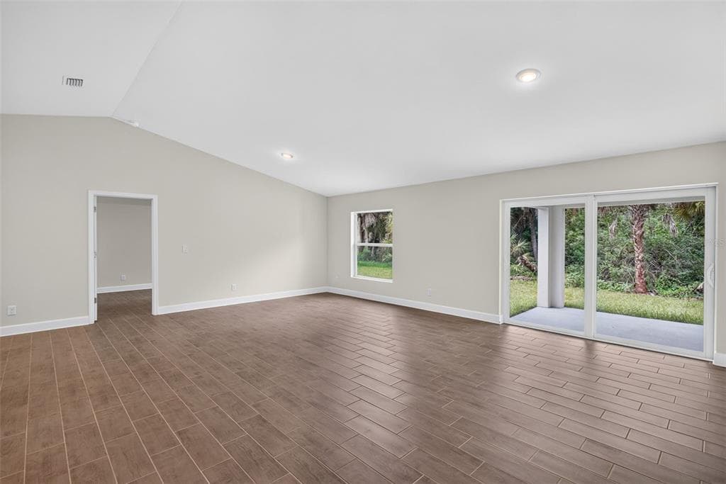 19112 RUSKIN AVENUE, PORT CHARLOTTE, FL 33954 — zdjęcie 4