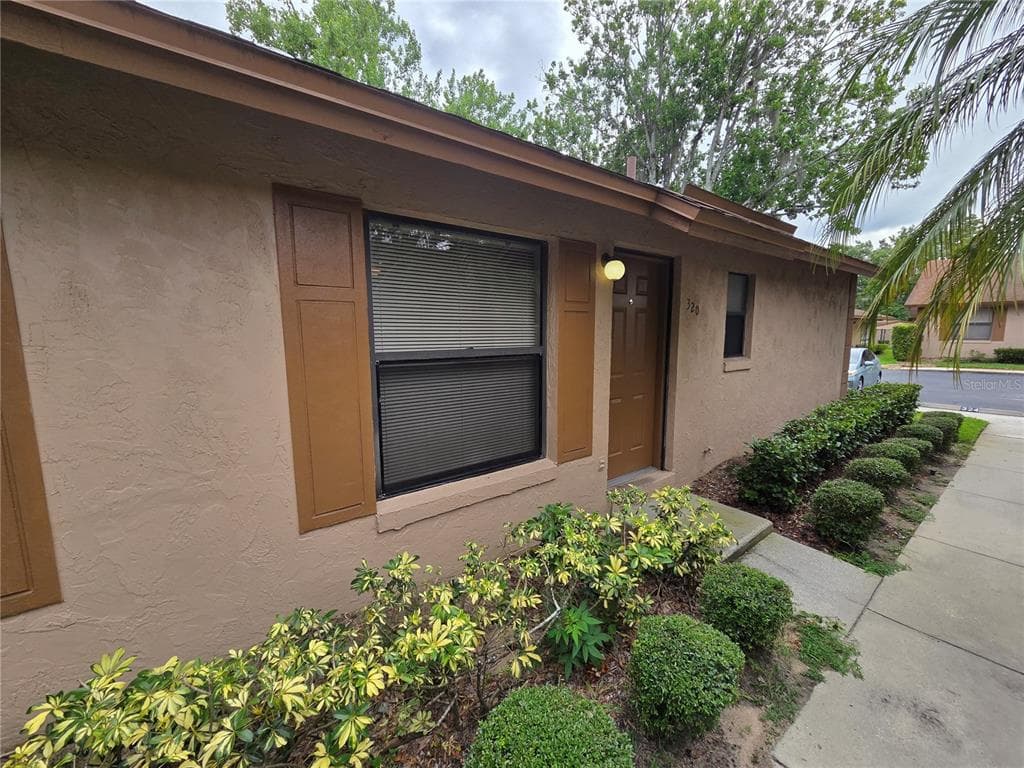 320 ERON WAY # 6, WINTER GARDEN, FL 34787